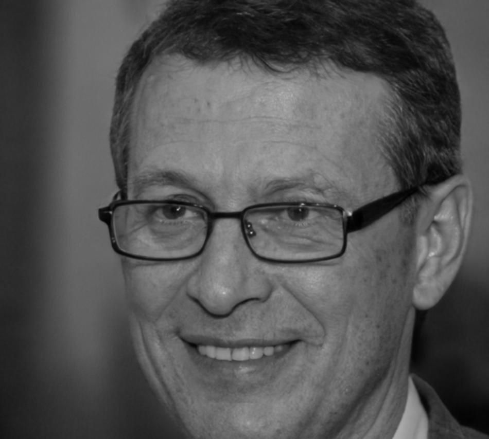 Ritratto professionale di Luca Benedetti, consulente senior in pianificazione pensionistica